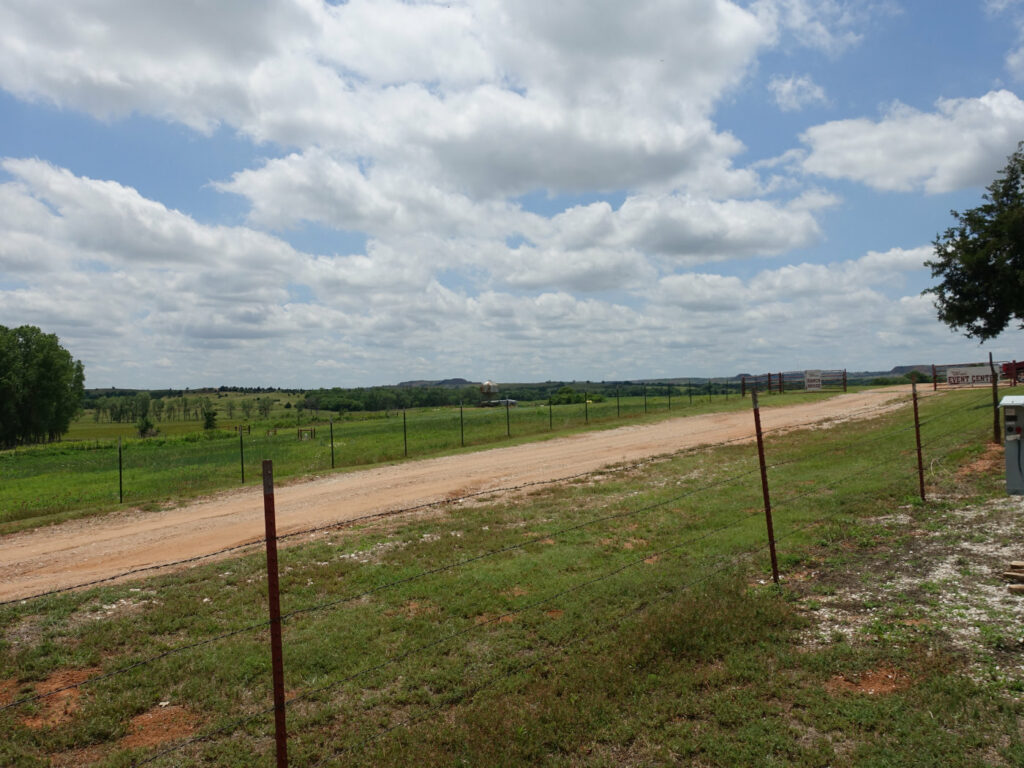 dirt road